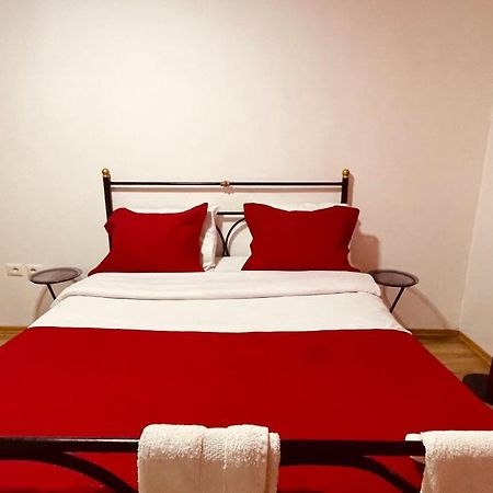 Hotel Drinos تيرانا المظهر الخارجي الصورة