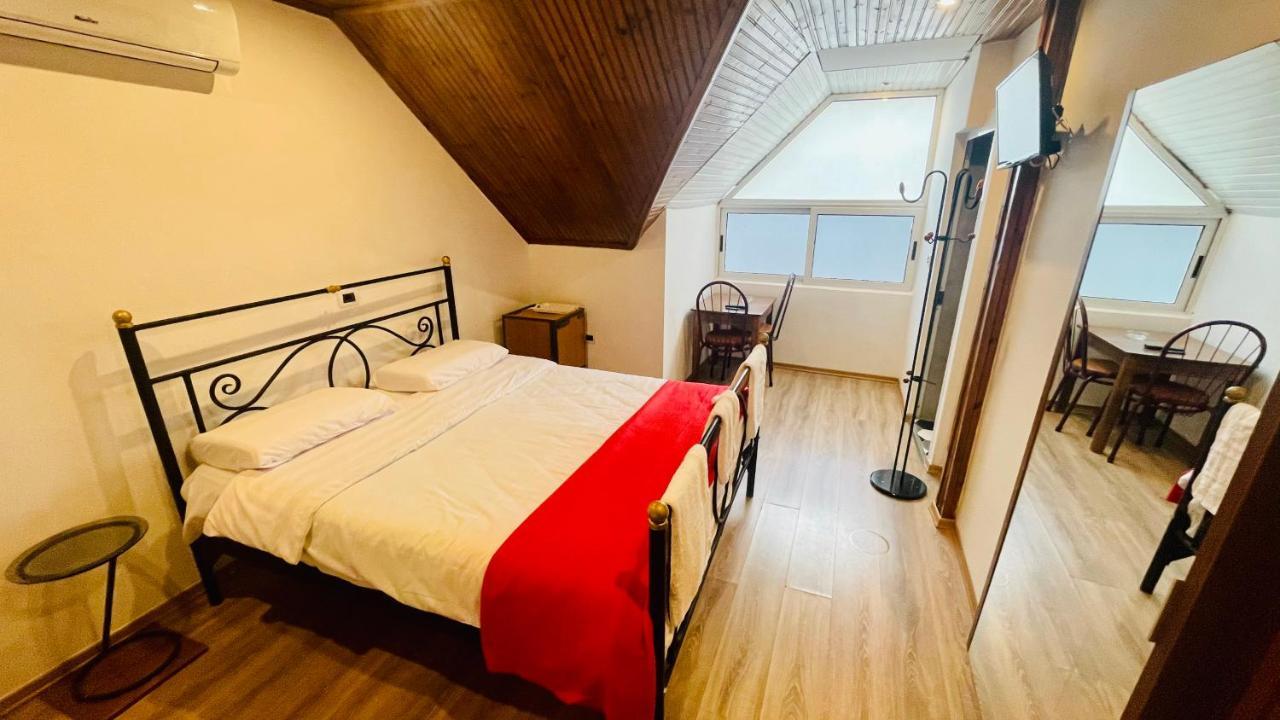 Hotel Drinos تيرانا المظهر الخارجي الصورة