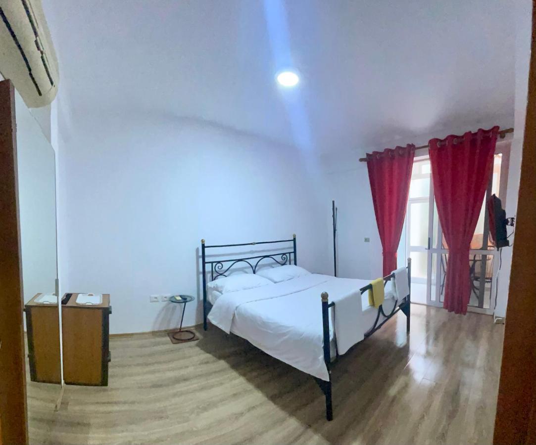 Hotel Drinos تيرانا المظهر الخارجي الصورة