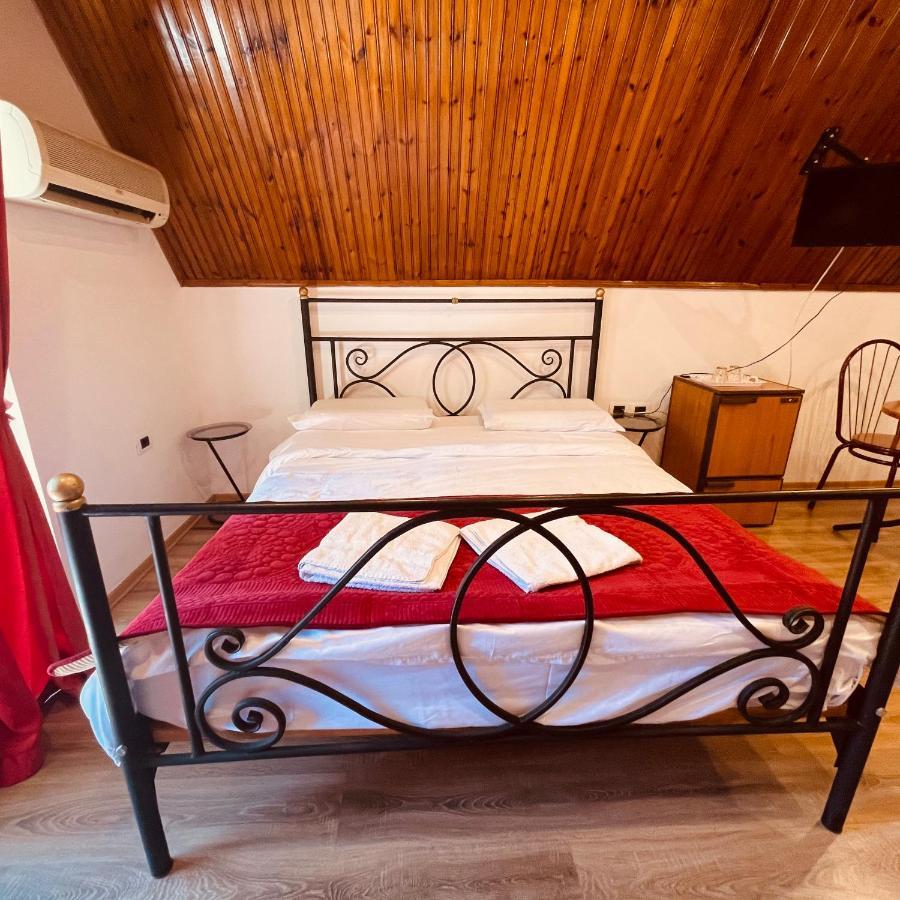 Hotel Drinos تيرانا المظهر الخارجي الصورة