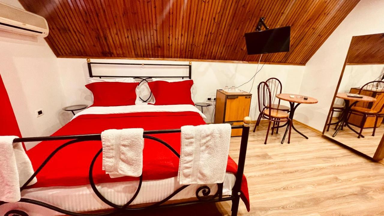 Hotel Drinos تيرانا المظهر الخارجي الصورة