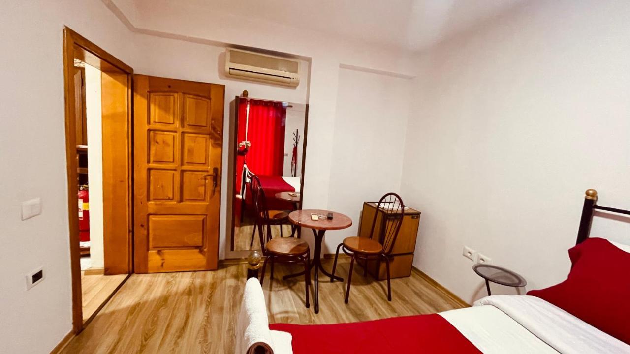 Hotel Drinos تيرانا المظهر الخارجي الصورة