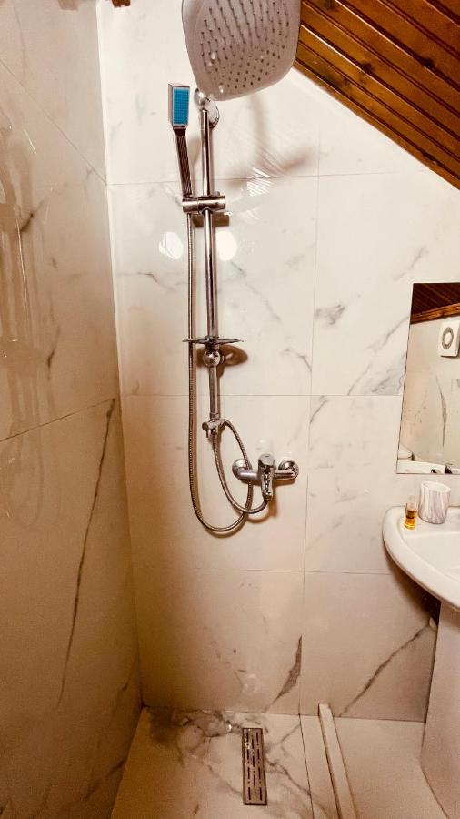 Hotel Drinos تيرانا المظهر الخارجي الصورة